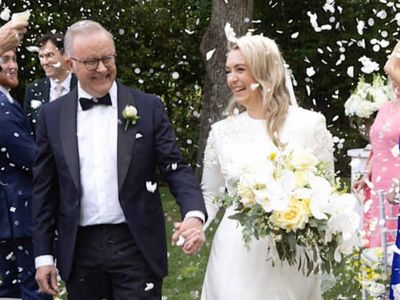 Foto PM Australia Pertama yang Menikah Saat Menjabat, Gaun Istri Jadi Sorotan