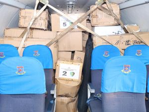 Polri Kirim Paket Obat dan Tim Kesehatan Khusus Tangani Bencana di Sumatera