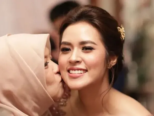 Kenangan Raisa Bersama Ibunda