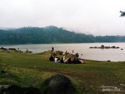 Terpikat Ketenangan Situ Patenggang & Hamparan Kebun Teh Ciwidey
