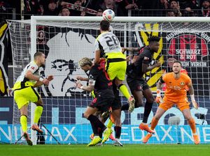 Leverkusen Vs Dortmund: Die Borussen Menang 2-1