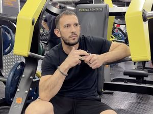 Nasib Tragis Pria Kekar Usai Eksperimen Makan 10 Ribu Kalori per Hari