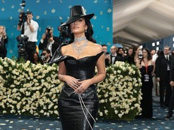 Gagal Ujian Pengacara, Kim Kardashian Jadi Tak Percaya Diri