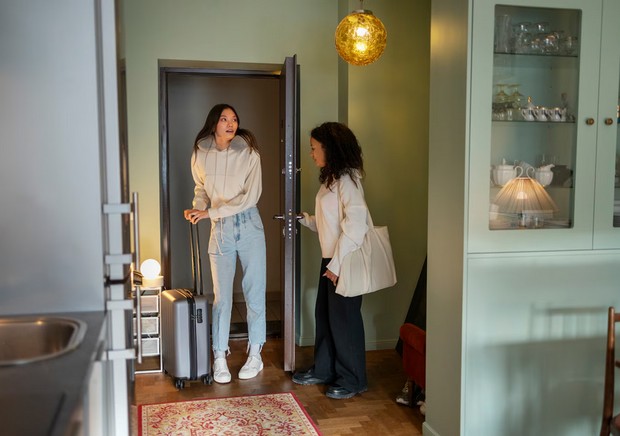 Ilustrasi Masuk Kamar Hotel/Foto: Freepik.com Ilustrasi Masuk Kamar Hotel/Foto: Freepik.com