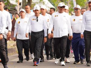 Hadiri Jalan Santai PWI, Kapolri Tekankan Pentingnya Sinergi dengan Pers