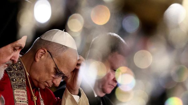 Momen Paus Leo XIV Hadiri Liturgi Ilahi Pertama di Istanbul