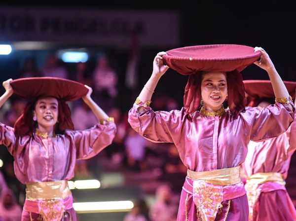 Pelestarian Seni Tari Kutai Bersinar di Begenjoh 3.0 Samarinda