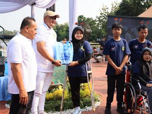 Wujudkan Swasembada Pangan, Pemkab Bogor Beri Bantuan Eskavator