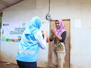 108 Warga Prasejahtera di Banten Terima Sambungan Listrik Gratis PLN