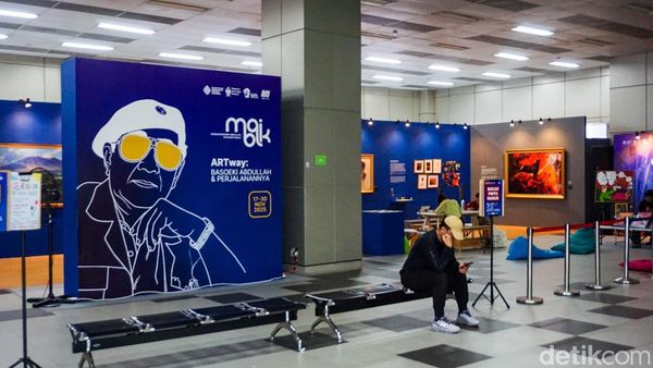Seni Basoeki Abdullah Kini Bisa Dinikmati di MRT Fatmawati