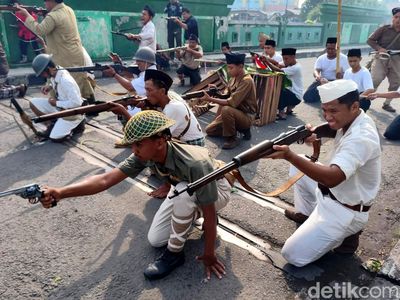 Teatrikal Pertempuran Batas Kota Surabaya