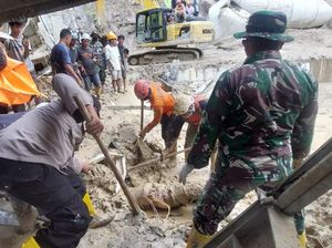 Pekerja Proyek Tertimbun Longsor di Taput, 3 Tewas-2 Hilang
