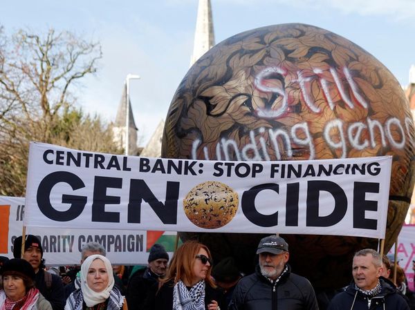 Aktor Liam Cunningham Ikut Aksi Solidaritas Palestina di Dublin