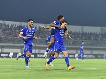 Persib Tak Bisa Diperkuat 2 Pemain saat Dijamu PSM