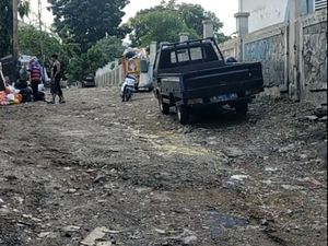 Video: Melihat Jalan di Jakarta Pusat yang Puluhan Tahun Tak Beraspal