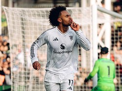 Momentum Joshua Zirkzee