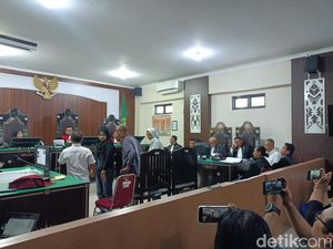 Keluarga Ungkap Banyak Luka pada Jenazah Brigadir Nurhadi