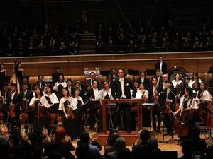 Addie MS Sukses Pimpin Konser Ke-3 Light Ministry Orchestra