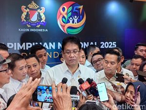 Purbaya Tak Mau Baju Sitaan Disumbangkan ke Korban Bencana: Itu Ilegal!