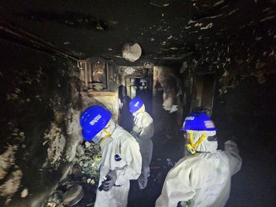 Operasi Pencarian Korban, Polisi Hong Kong Sisir Puing Kebakaran Wang Fuk Court