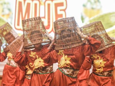 Tarian Mije, Ngasak dan Olio-olio