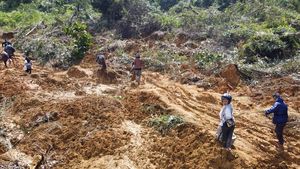 Penampakan Akses Jalan Aceh Utara-Bener Meriah Putus Tertimbun Longsor