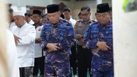 Polda Banten Gelar Salat Gaib untuk Korban Bencana di Sumatera