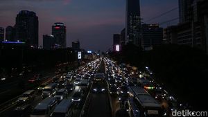 Potret Macet Jakarta, Kota Terpadat di Dunia Versi PBB