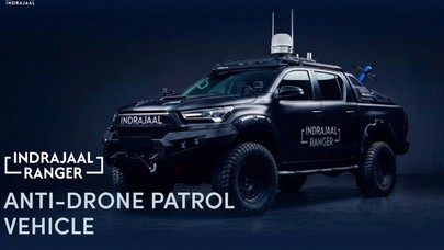 Sangar! Toyota Hilux Ini Dimodifikasi Jadi Kendaraan Anti-Drone