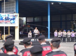 Polri Kerahkan 15 Helikopter-9 Kapal Kirim Bantuan Korban Bencana Sumatera