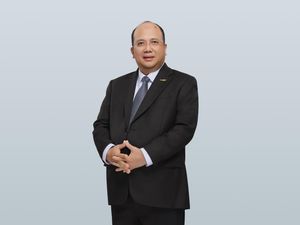 OJK Restui Riduan & Henry Panjaitan Jadi Dirut-Wadirut Bank Mandiri