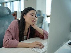 Kerja Seharian di Ruang Ber-AC Bisa Bikin Imun Turun, Ini Cara Cegahnya