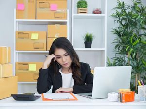 Kerja Seharian di Ruang Ber-AC? Ini 5 Cara Jaga Tubuh Tetap Bugar