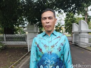 Pemprov NTB Tanggapi Kiriman Karangan Bunga 518 Honorer yang Kecewa