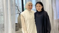 Ria Miranda Kolaborasi dengan Shop at Velvet Rilis Koleksi Modest Wear