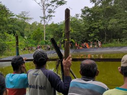 Pemancing Tewas Tercebur Kolam di Trenggalek
