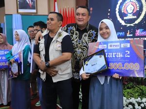 Dinilai Dekat & Peduli Pers, Bupati Bogor Dapat Penghargaan dari PWI