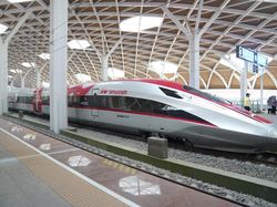 Jalan ke Stasiun Whoosh Halim Terendam Banjir, Ini Alternatifnya