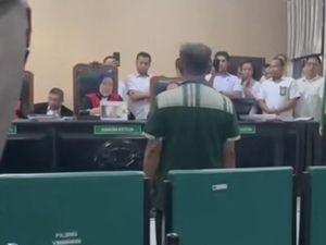 Perlawanan Guru Mansur Usai Divonis 5 Tahun Bui di Kasus Pelecehan Murid