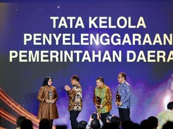 Pemkab Banyuwangi Raih Penghargaan Tata Kelola Pemerintahan Terbaik