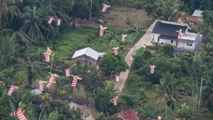 TNI AU Kirim Helibox untuk Pengungsi Banjir di Aceh Tamiang