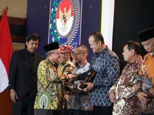 Badung Raih Penghargaan Perbaikan Akses Layanan Pendidikan dari Kemendagri