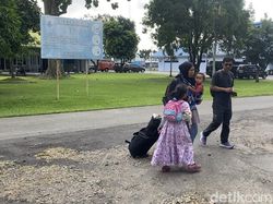 Video: Logistik Habis, Warga Aceh Ngungsi ke Medan Numpang Pesawat Hercules