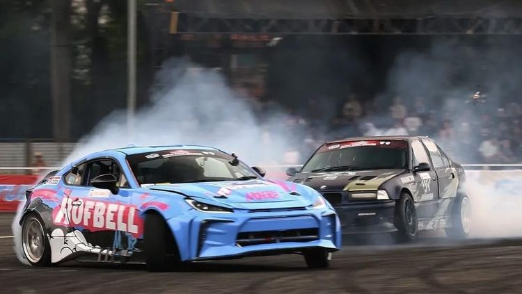 Drifter Muda Rofbell Sahroni Kunci Dua Gelar Bergengsi di Pengujung Tahun