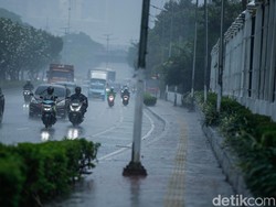 Siklon 93S Menguat, Waka Komisi V DPR Imbau Warga Waspada