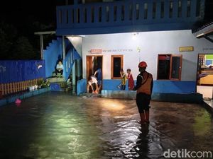 Longsor-Banjir Rendam Rumah hingga Pesantren di Kota Sukabumi