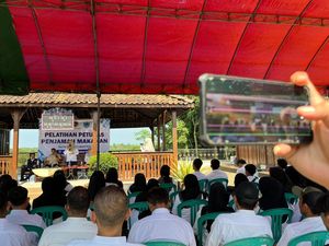 Puluhan Pegawai SPPG di Pandeglang Dilatih soal Kebersihan-Keamanan Pangan MBG