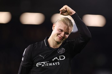 Legenda MU: Haaland Belum Sempurna