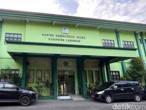 Cuma Lewat HP, Warga Lamongan Sudah Bisa Cetak Kartu Nikah Sendiri