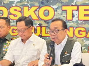 Menko PMK Minta Maaf Jika Ada Kekurangan Penanganan Bencana di Sumatera